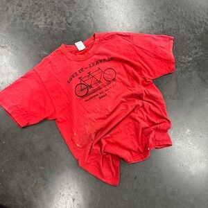 Red vintage 2006 Valentine's Day Alley Cat tee